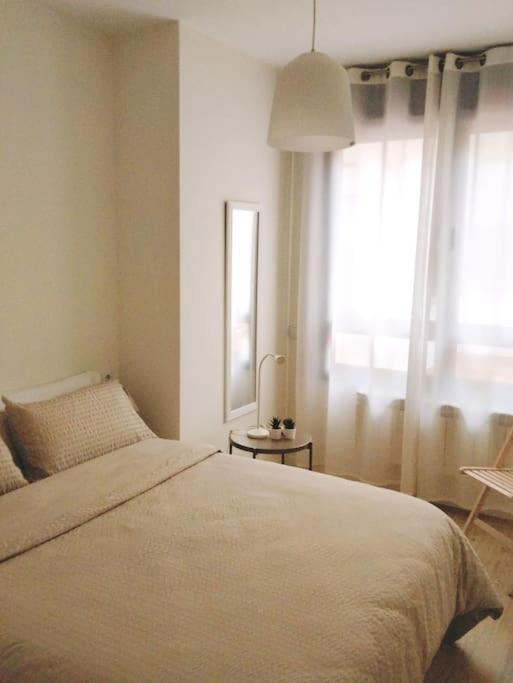 Апартаменти La Terraza De La Vega - Ubicacion Inmejorable , Wifi , Terraza Y Parking Gratuito Ов'єдо Екстер'єр фото